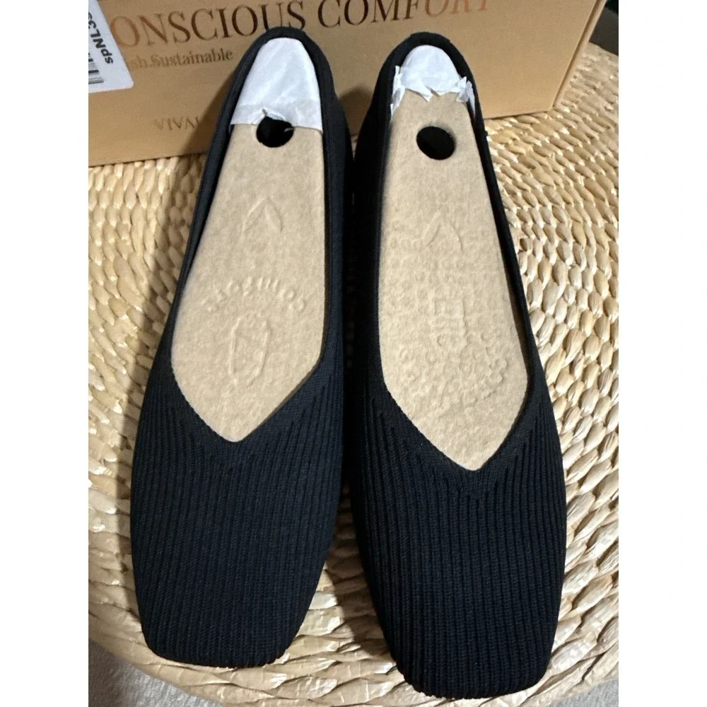 VIVAIA‎ Sleek Black Knit Pointed Flats Effortless Comfort & Modern Style